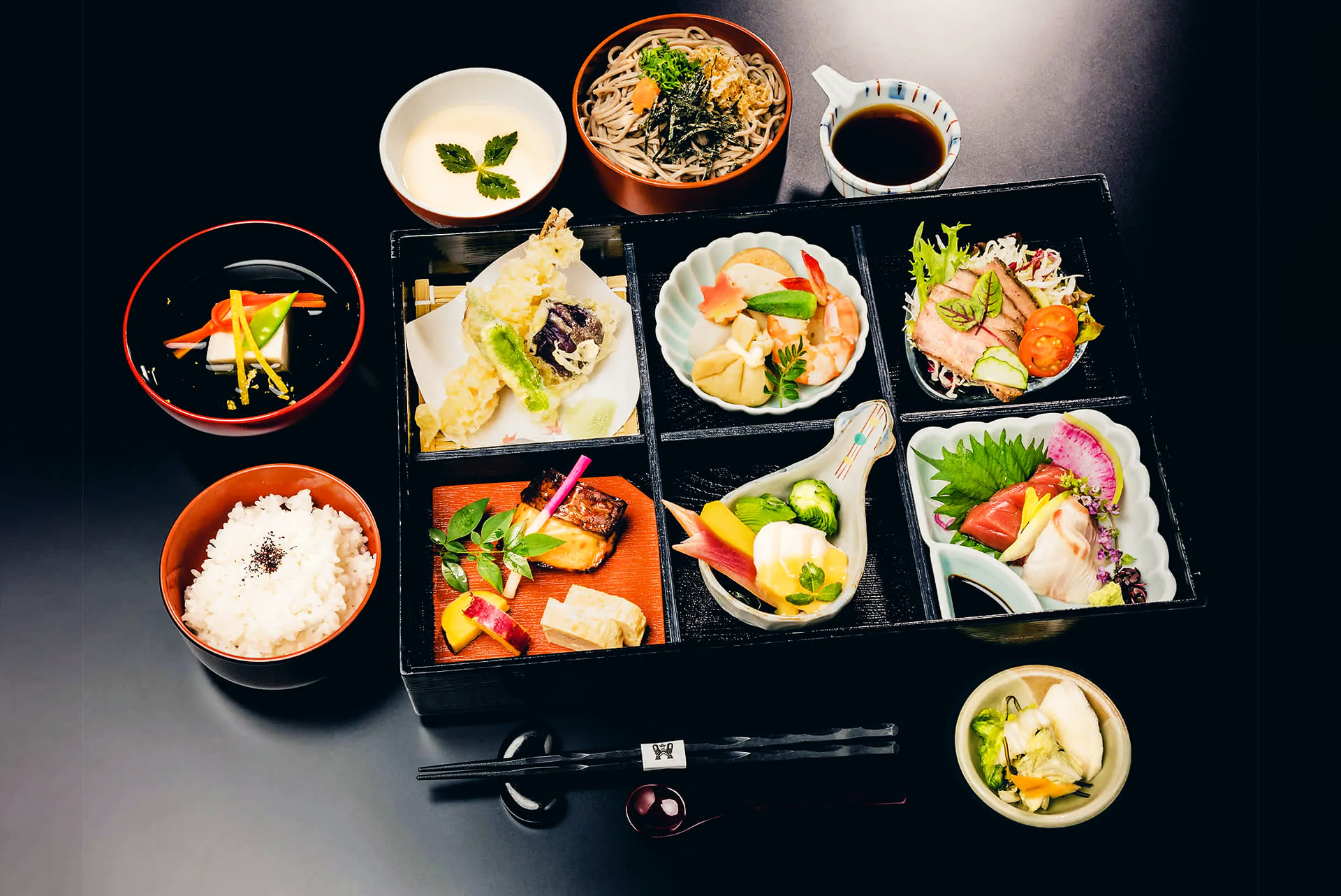 出雲そば付 松華堂弁当<阿国>